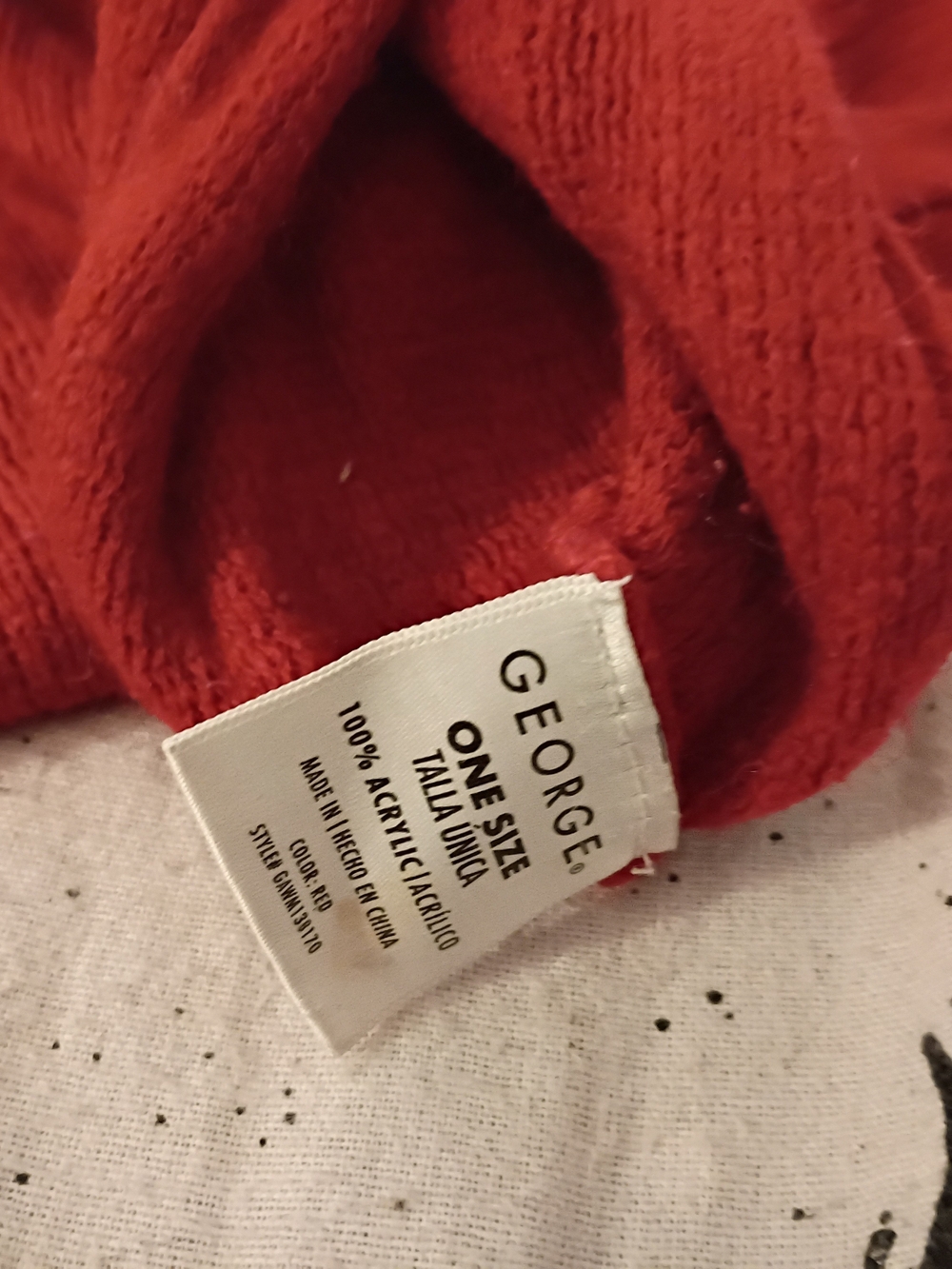 George Kids Red Ribbed Knit Scarf - Picture 3 of 3